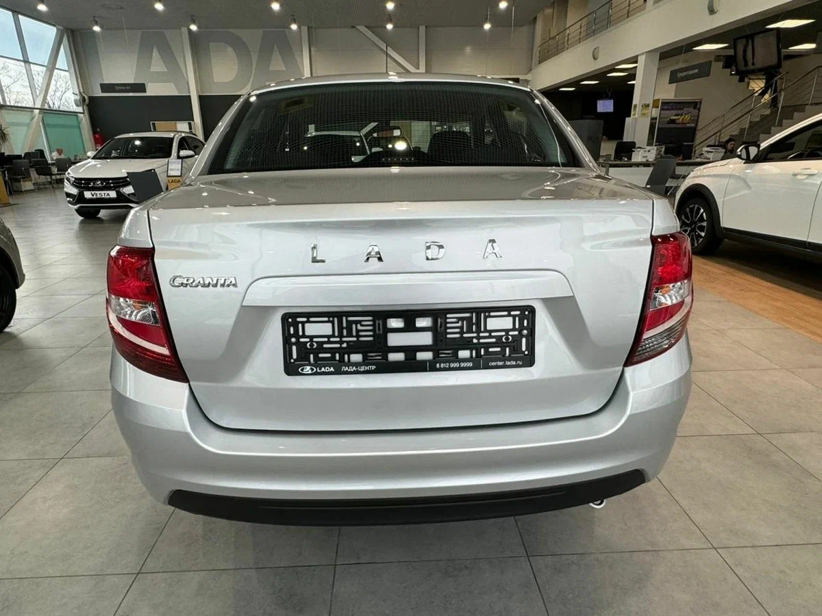 Lada Granta Седан в Екатеринбург - еще фото