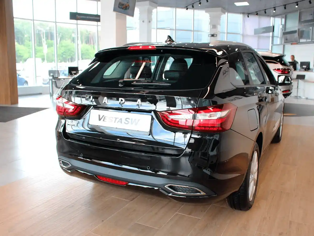 Lada Vesta SW в Екатеринбург - фото №4